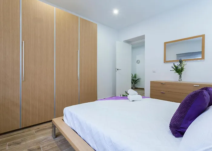 Playa Santa Maria Moderno 3 Кадис