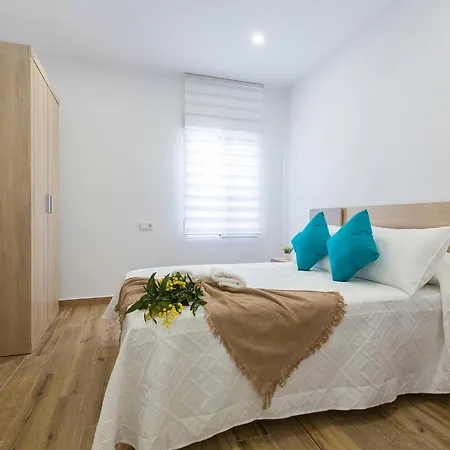 Playa Santa Maria Moderno 3 Apartment *